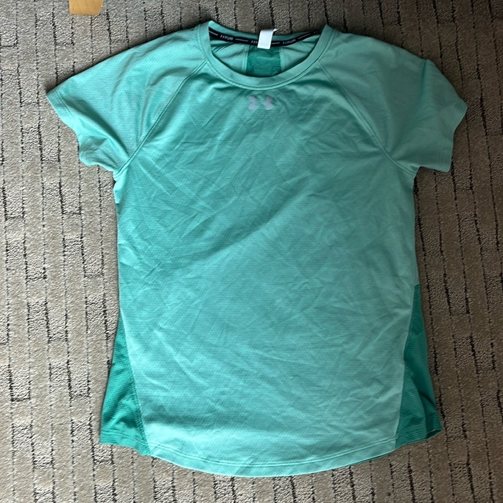 Under Armour run green workout tshirt